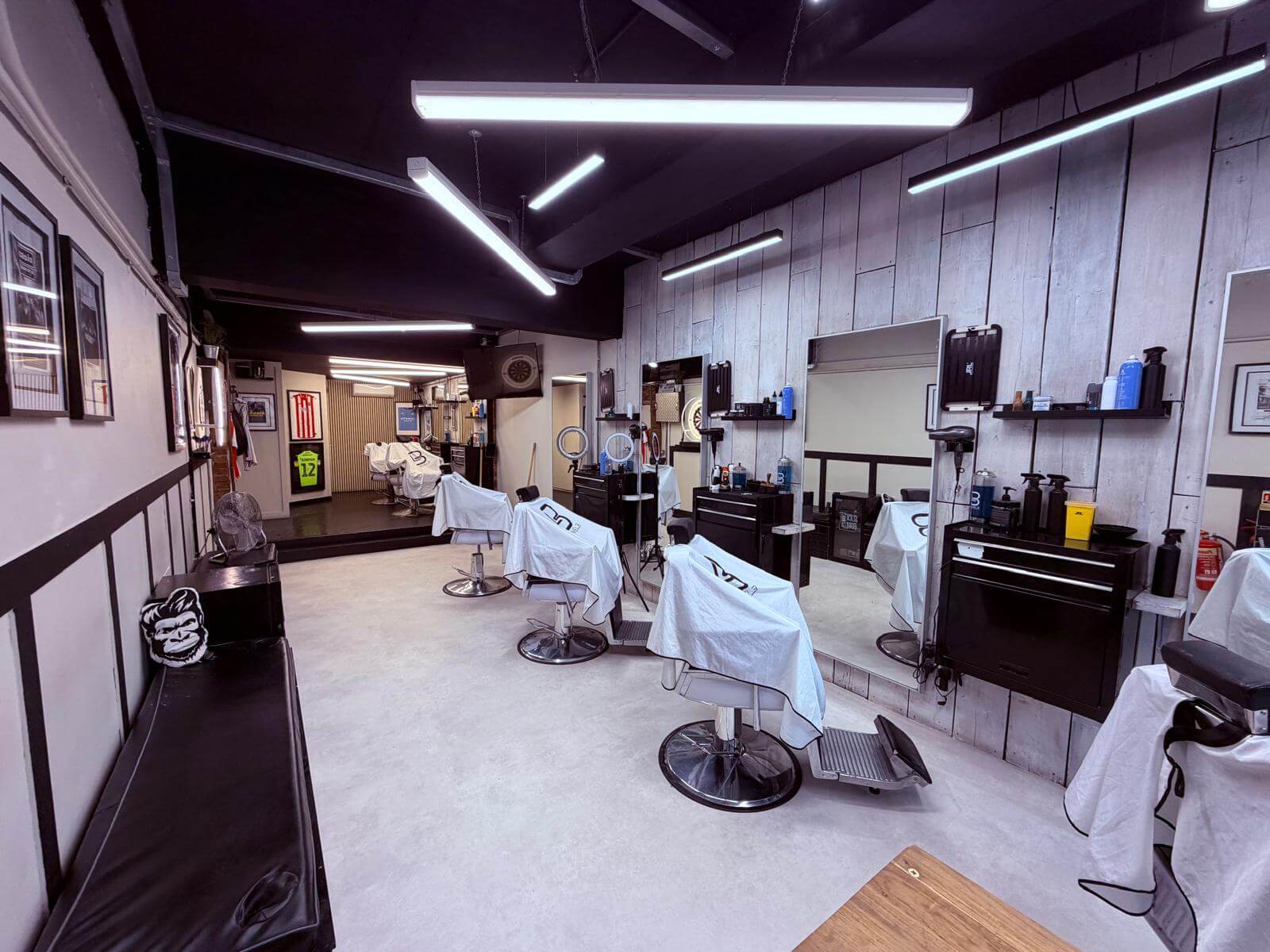 Signature Barbershop | Exeter